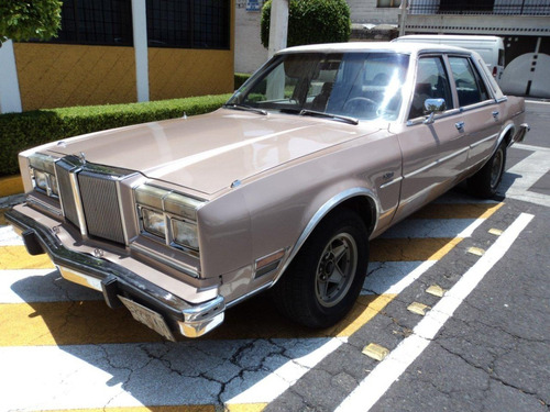 Chrysler Lebaron