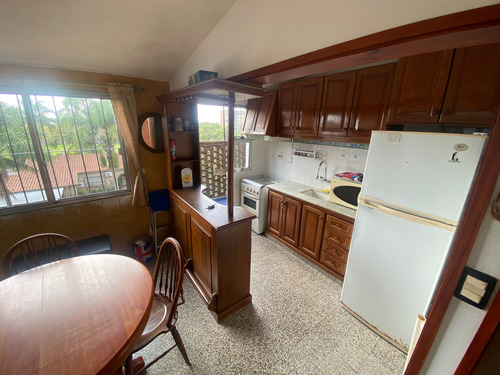 Apartamento 2 Dormitorios En Complejo Cerrado Viale La Paz