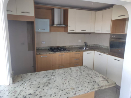 Imagen 7 de 7 de Ninoska Fuenmayor Vende Apartamento Resd. Villa Jardín Mañongo