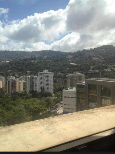 Oficina Centro Profesional Santa Paula, Frente A Clinica Santa Paula. 69m2 Excelente Ubicacion Y Vista, Restaurantes, Servicios Medicos Y De Delibery, Supermercado, Comercios, Todos A Pocos Pasos