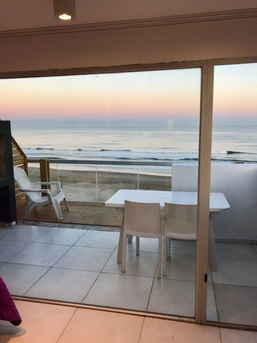 Alquilo Departamento Sobre La Playa Frente Al Mar Pinamar