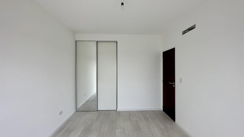 Venta, Casa, El Canton, Barrio Golf, Lote Al 300, 6 Ambientes