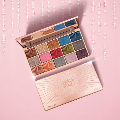Imagem 2 de 8 de Kit Maquiagem Paleta Sombra + 2 Gloss Crystal Niina Secrets