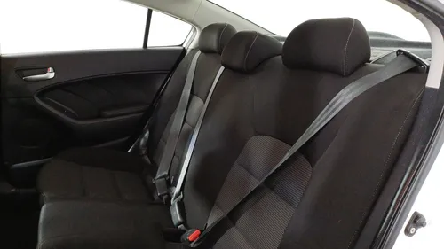 Kia Forte 2.0 L Mt
