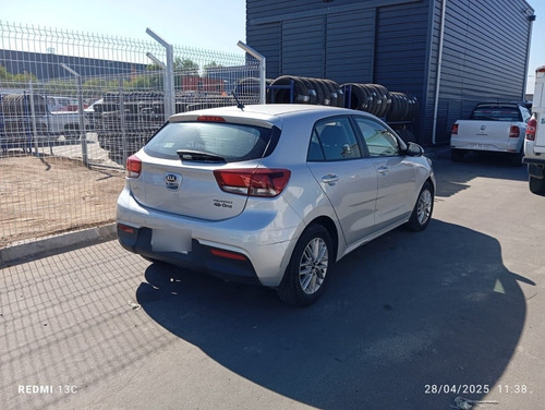 Kia Motors Rio 5 1.4 Lx Ac Mt 2022