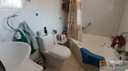 Amplia Casa Ubicada En Un Barrio Consolidado De Vitacura