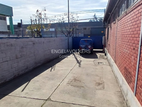 Bodega Más Oficinas En Venta / Parque Industrial La Reina
