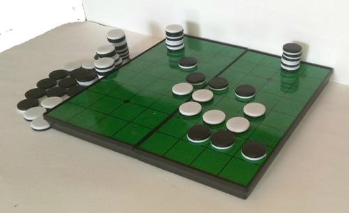 Reversi / Othello. Juego De Mesa Portátil. Magnético