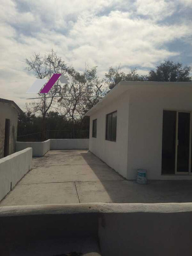 Terreno De 8,302 En Venta, San Roque En Limites Guadalupe Y Juarez. Ideal Para Quinta