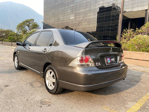 Mitsubishi Lancer Touring