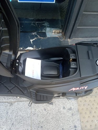 Imagen 11 de 20 de Kymco Agility 125 Okm Ahora Cordasco Negro Mate