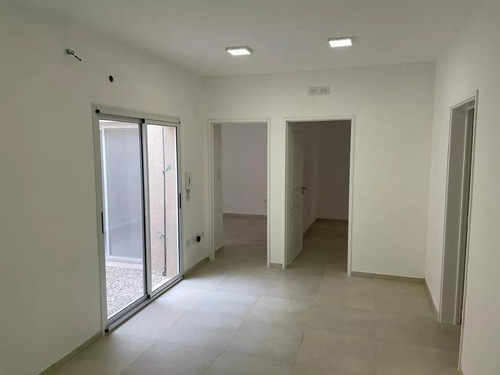 Casa En Venta - 5 Dormitorios 2 Baños - 100mts2 - Quilmes