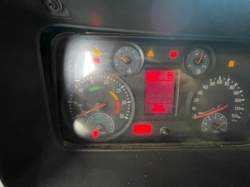 Vw 24-280 Ano 2013 Com Plataforma De 9,0m