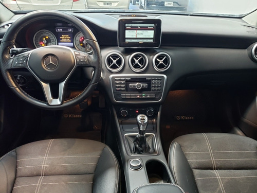 Imagen 7 de 14 de Mercedes-benz Clase A 1.6 A 200 Urban B.efficiency 156cv