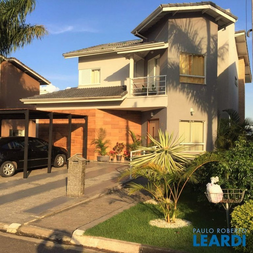 Imagem 2 de 15 de Casa Em Condomínio - Condomínio Arujá Country Club - Sp - 493475