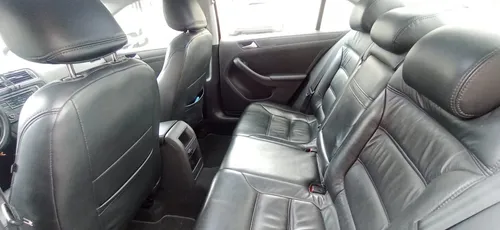 Volkswagen Jetta 2.0 Gli 211 hp
