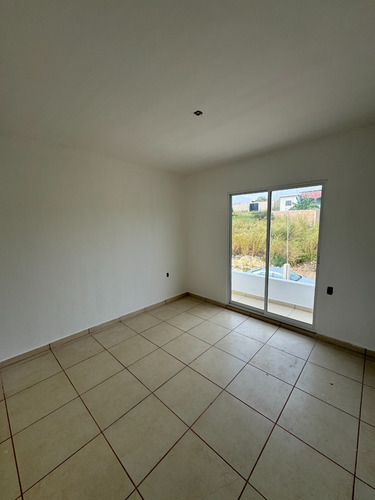 Preventa Casa Hermosa En Berriozábal, Colonia Linda Vista ¡dos Niveles Y Diseño Moderno! Precio A Tratar!!!