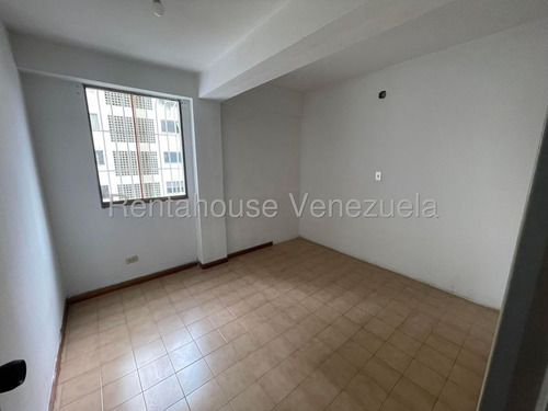 Se Vende Bello Apartamento En Sabta Paula Mls 25-20610