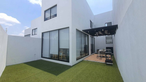 Casa En Venta En Zibata, Preciosa Casa Con Gran Plusvalia En Zibata !