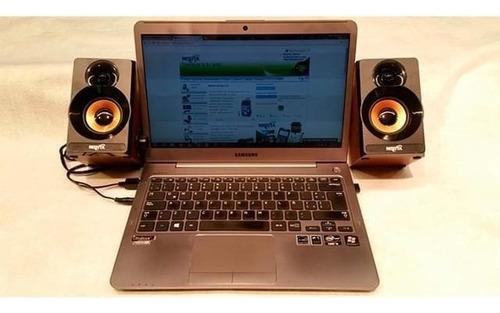 Parlantes Pc Multimedia Potentes 6w Estereo Usb Nisuta Marrón