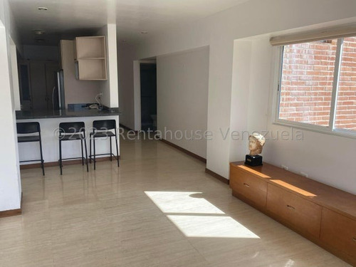 Imagen 5 de 26 de Hermoso Apartamento Con Bella Vista En El Solar Del Hatillo. #23-18908