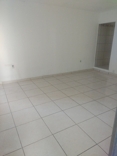 Apt 01 Quarto Parque Alian Sjm