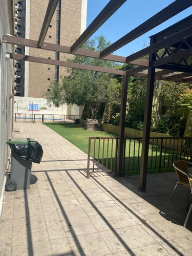 Departamento En Arriendo En Vicuña Mackenna 881