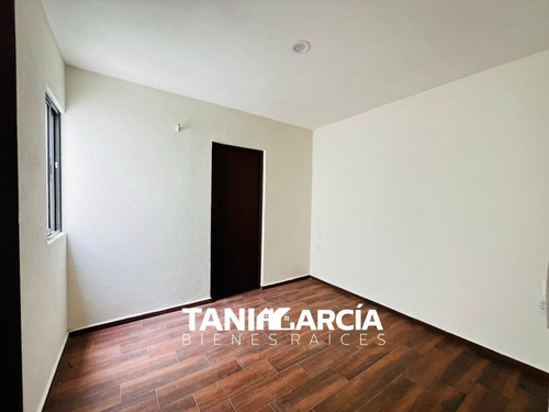 Vendo Casa Nueva, Moderna En Fortín, Con Doble Cochera.
