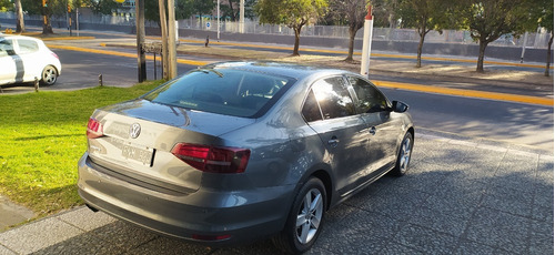 Imagen 5 de 20 de Volkwagen Vento Advance Plus At
