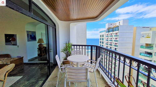 Imagem 1 de 21 de Apartamento Na Praia Das Pitangueiras - Guarujá - Calçadão - Vista Para O Mar - 4 Dormitórios (3 Suítes) - Sala Para 3 Ambientes - Sacada - Vagas - Ap05779 - 69283713