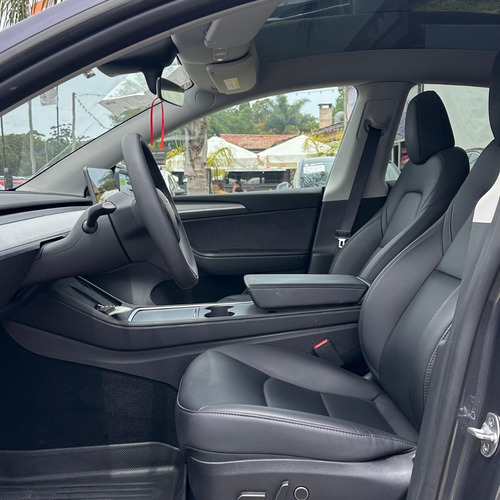 Tesla MODEL Y 0.0 Model Y Rwd
