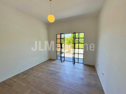 Casas 4 Amb Con Piscina, Cochera Y Parque, A Estrenar