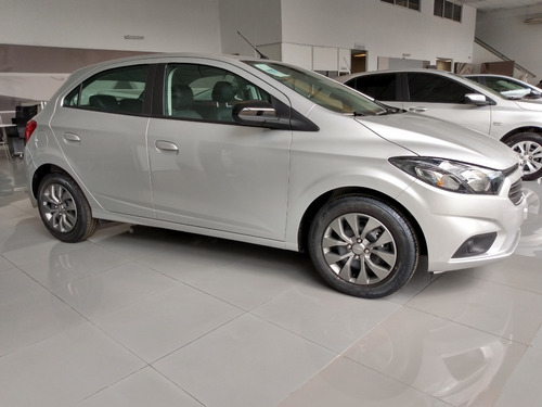 Chevrolet Onix Joy Black Edition 1.4 (255)