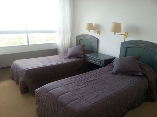 Imagen 14 de 30 de Apartamento En Venta 3 Dormitorios 2 Baños Impecable Hermosa Vista Desde Todos Los Ambientes