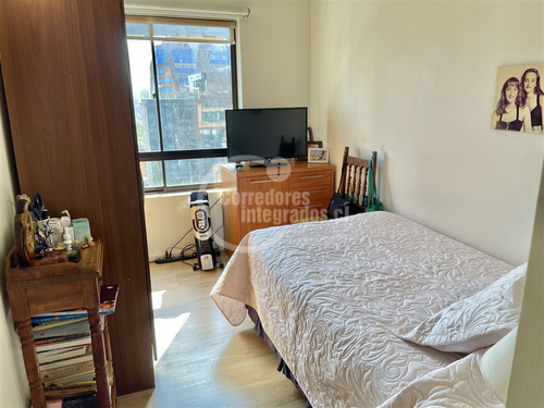 Departamento En Venta De 3 Dorm. Metro Manquehue