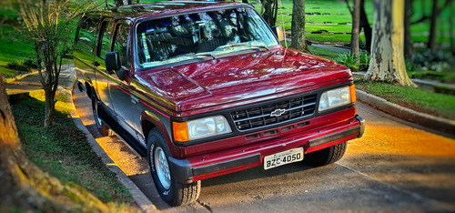 Veraneio Custom De Luxe 94/94 Cor Vinho Motor 4cil St4 2°don