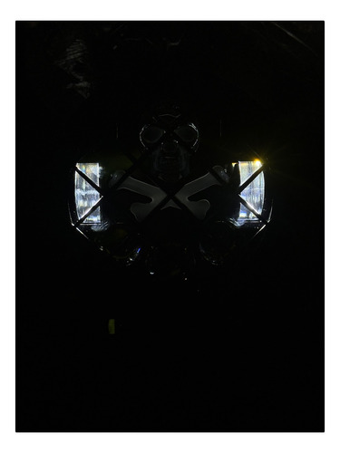 Par Faros Led 7lupas Alta/baja Con Rgb 10 Colores 4x4 H4