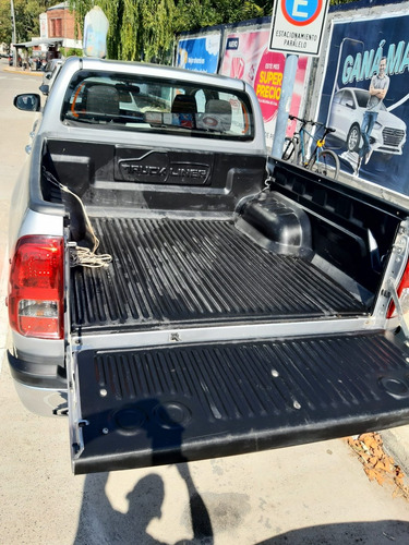 Toyota Hilux 4x4 Srv 2.8