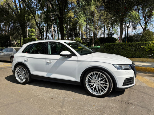 Audi Q5 2.0 L T Dynamic Dsg