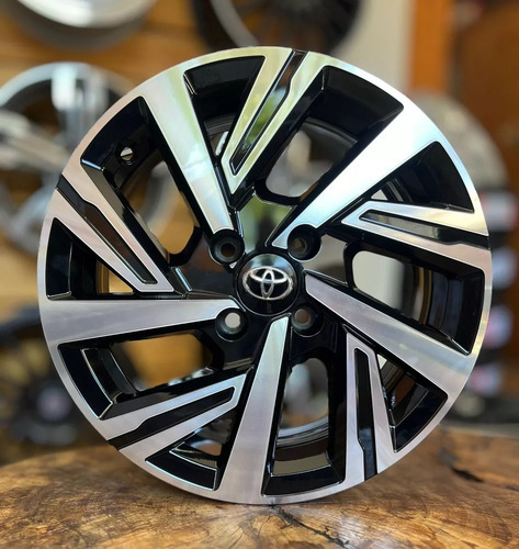 Llanta Toyota S46 R17 4x100