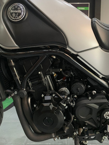 Imagen 11 de 19 de Benelli Leoncino 500 - Totalmente Original - Milano Motos