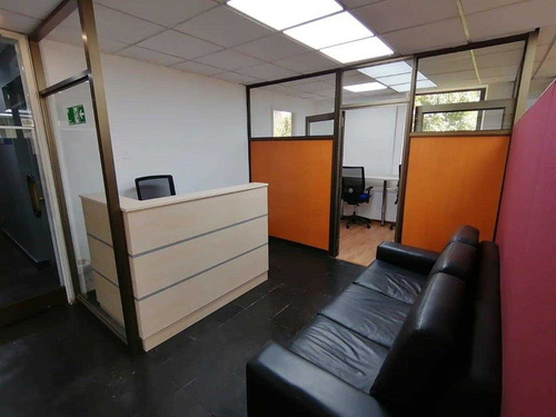 Barros Borgoño, Metro Manuel Montt Recien Remodelada