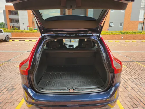 Volvo XC60 2.0 T5