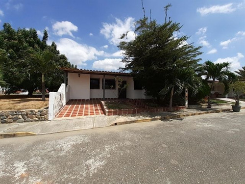 Imagen 18 de 30 de Casas En Venta Cabudare 04245565759