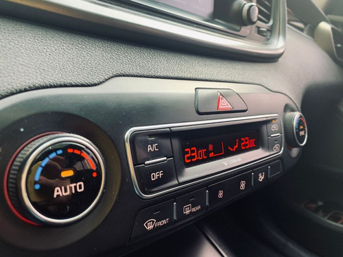 Imagen 8 de 11 de Kia Sorento Ex 2.2 Crdi