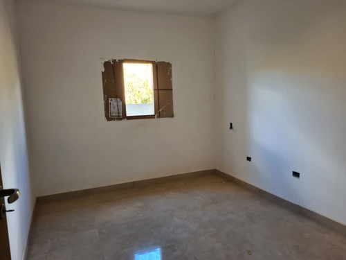 Imagem 21 de 30 de Linda Chácara Com 04 Dormitórios, Piscina, Salão De Jogos, Bem Localizada, À Venda, 1000 M² Por R$ 450.000 - Zona Rural - Pinhalzinho/sp - Ch0982