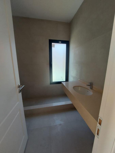 Imagen 16 de 24 de Casa - Venta - Santo Tomás