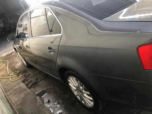 Volkswagen Vento 2.0 Sportline Tsi 200cv 2011
