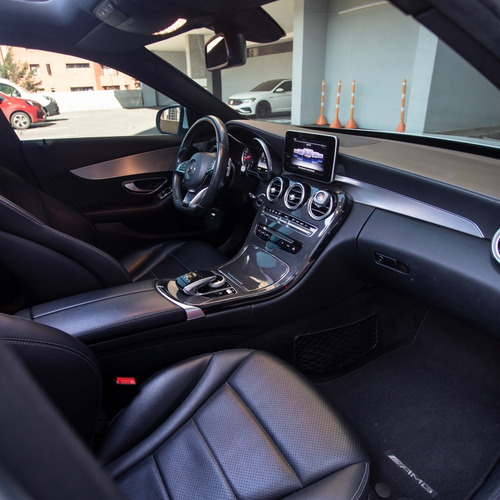 Imagen 10 de 14 de Mercedes-benz Clase C C250 Amg 2.0