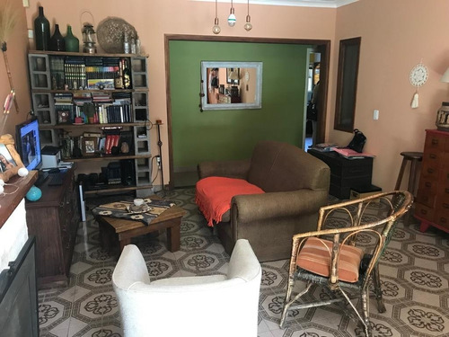 Venta Chalet 4 Amb En Constitución Con Parque - Excelente Entorno (toma Permuta Por Depto En Edificio Moderno)